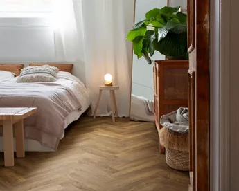 Zeeland PVC Plak Visgraat Graauw 400108240 Interior scaled